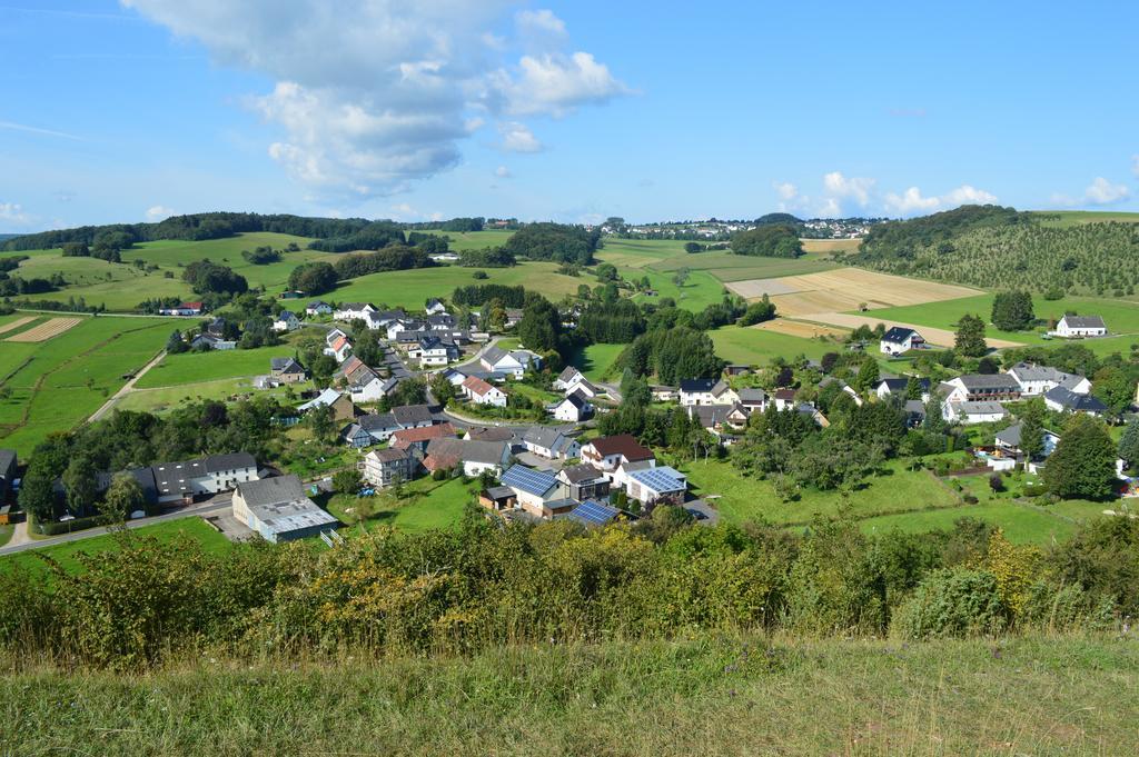 Lampertstal In Alendorf, Toskana Der Eifel Appartement